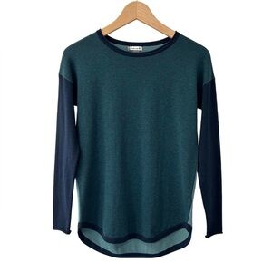 Smartwool women’s Shadow Pine Colorblock crew Sweater XS navy teal merino wool